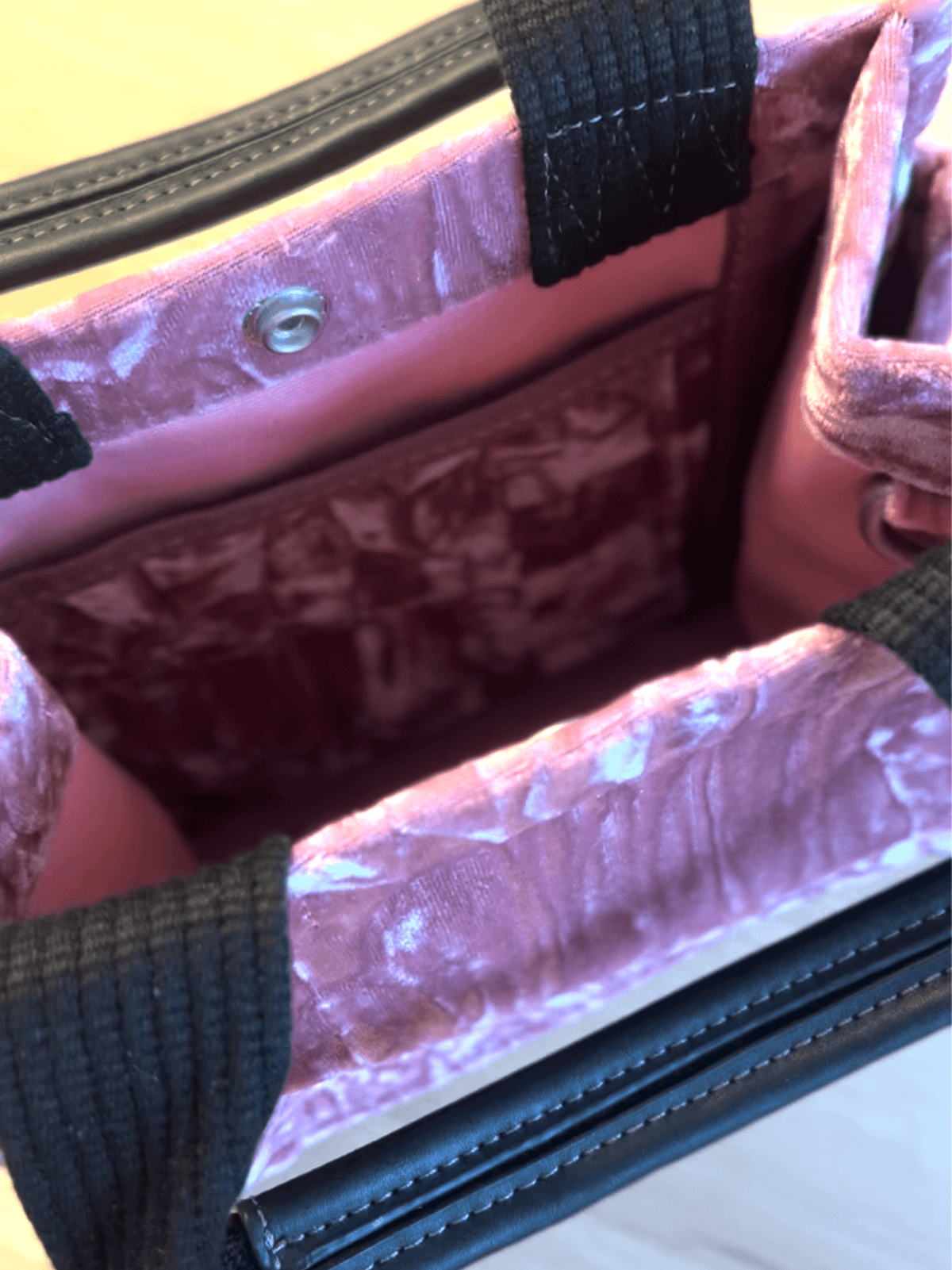 Pink Velvet Mini Luxe North South + FREE Navy/Wine Geo Strap - Quilted Koala
