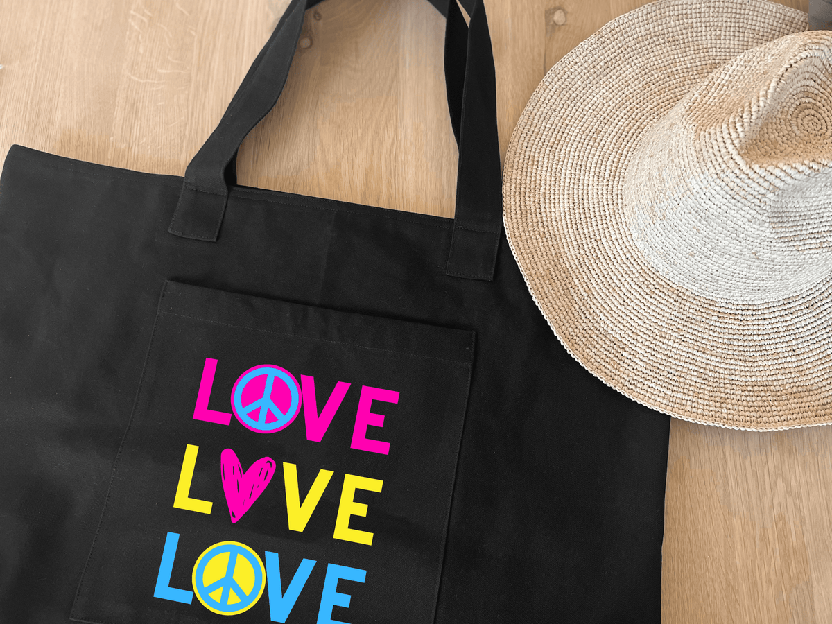 Everything Bag Black LOVE LOVE LOVE - Quilted Koala