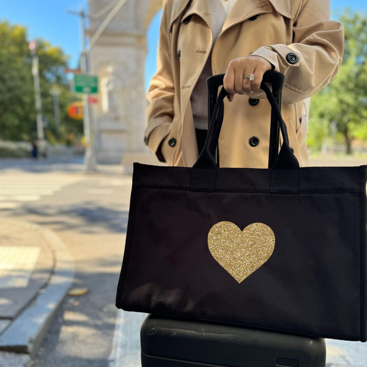Anywhere Bag – Zip‑Top Travel Tote with Trolley Sleeve (Custom Design) - Black - Quilted Koala