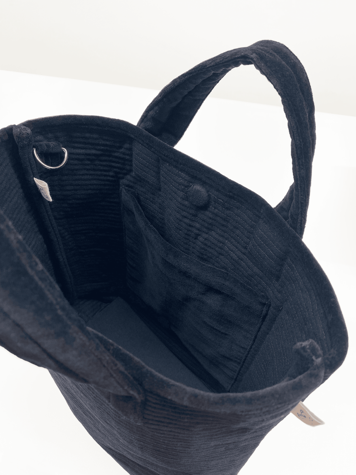 NEW! Quilted Velvet Soho Crossbody Bag - Black - Quilted Koala