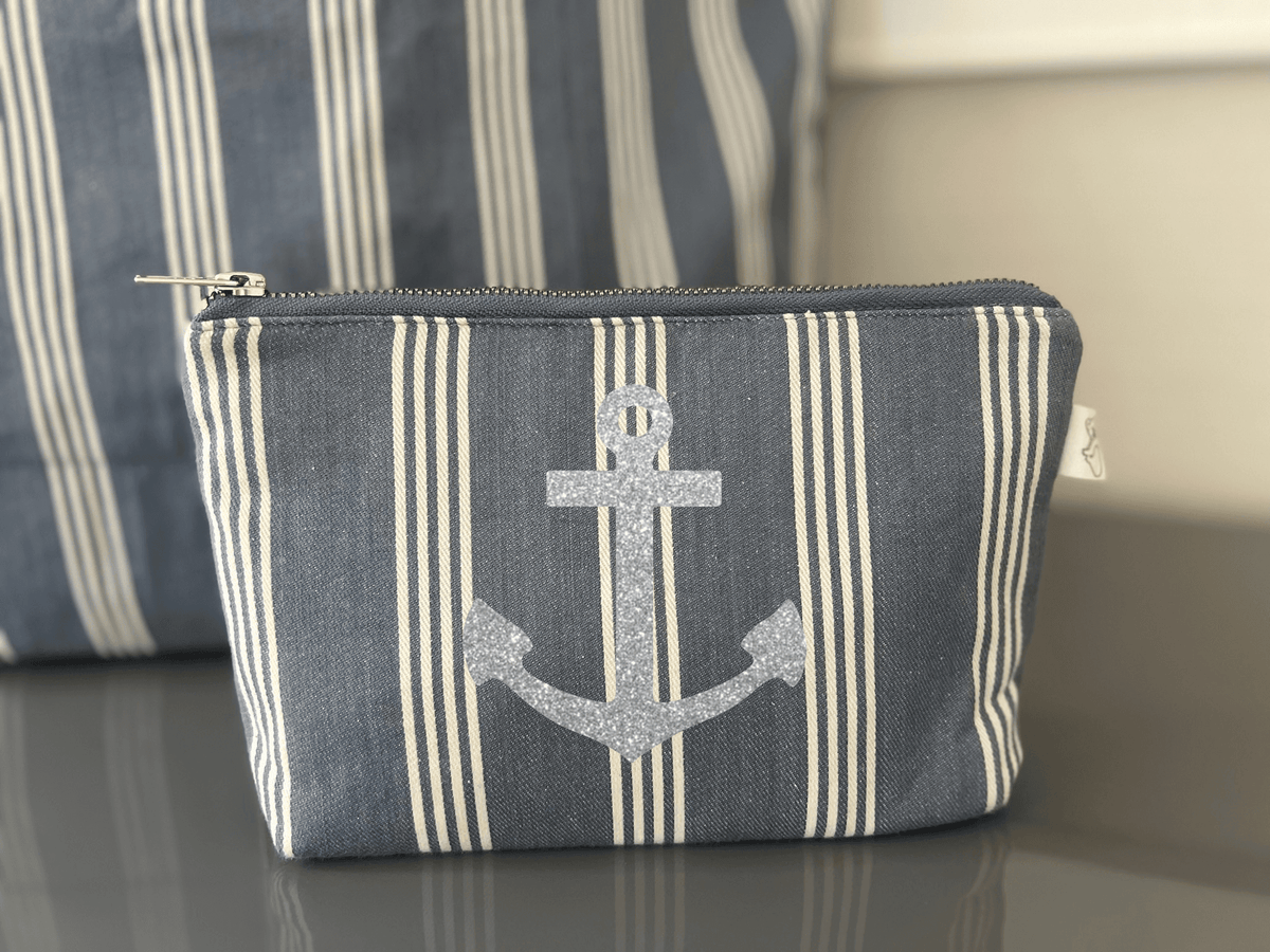 Makeup Bag: Blue Ticking Stripe - Quilted Koala
