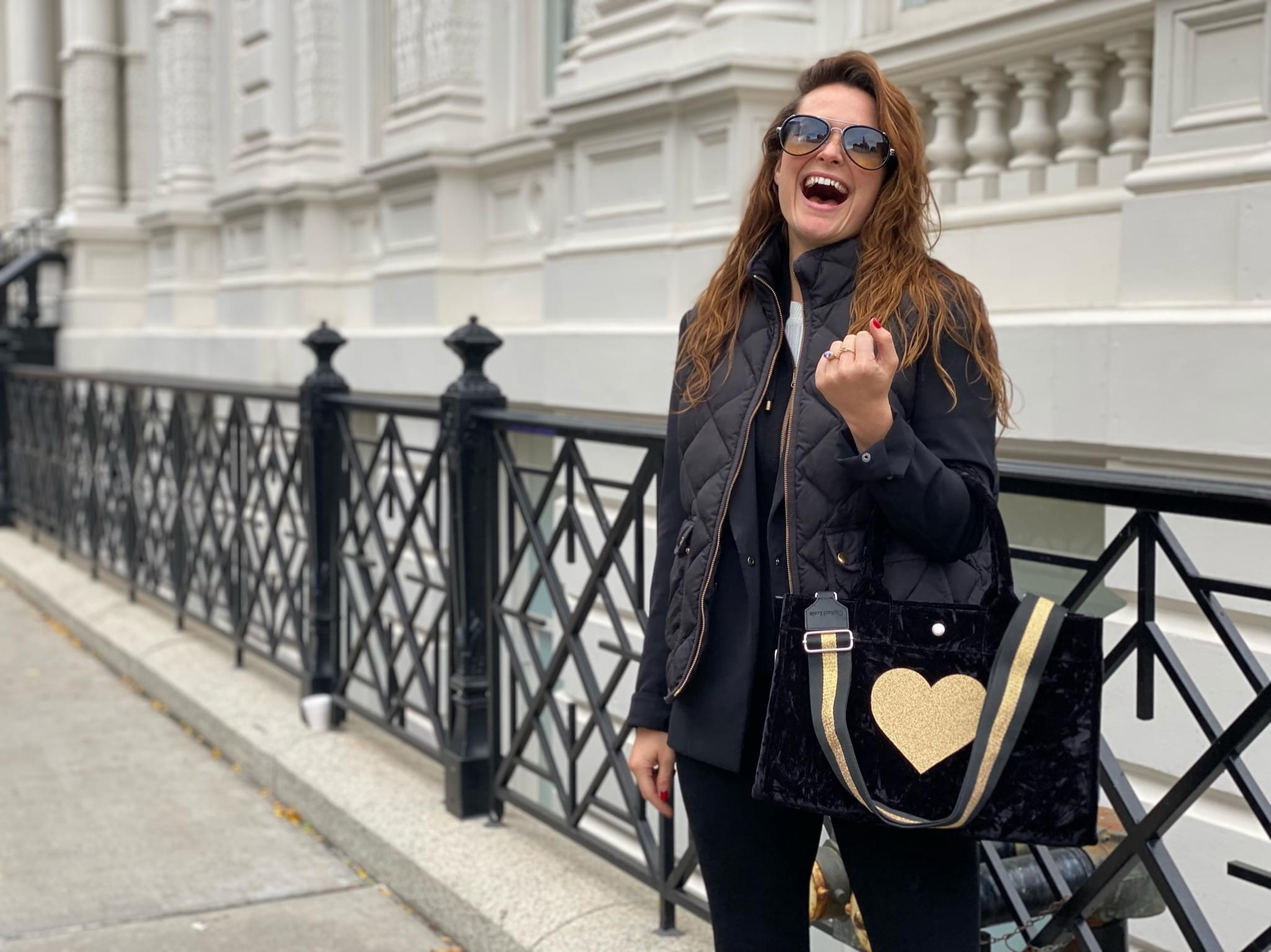 Stylish Midi East West Bag – Black Velvet Elegance
