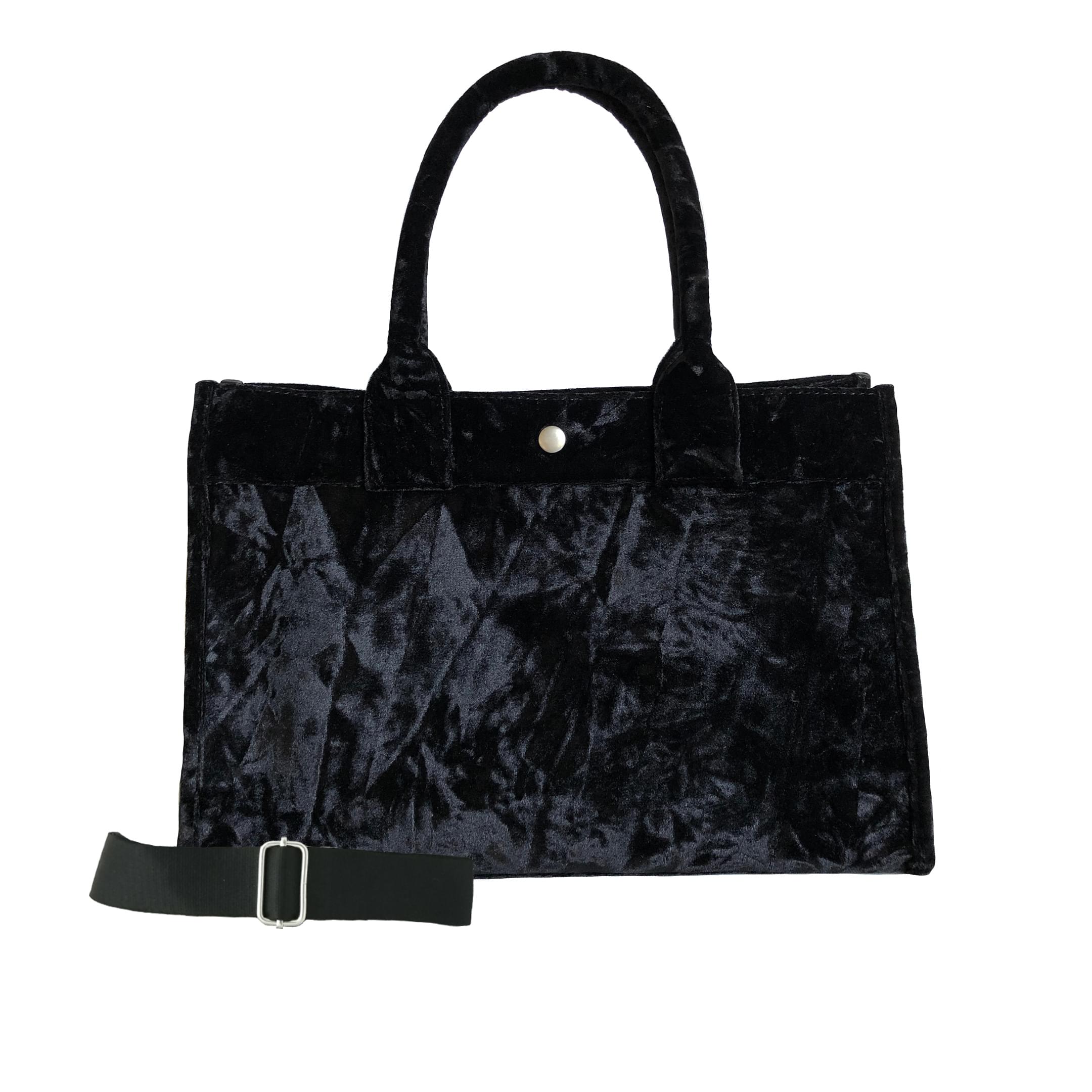 Stylish Midi East West Bag – Black Velvet Elegance