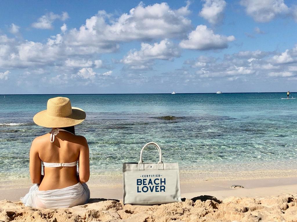 East West Bag: Natural with Navy Matte Certified Beach LOVER - Quilted Koala